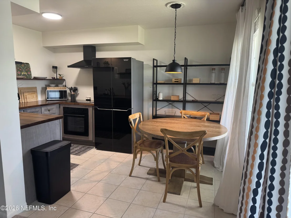 Photo of Unit 6C at 22 COMARES Avenue