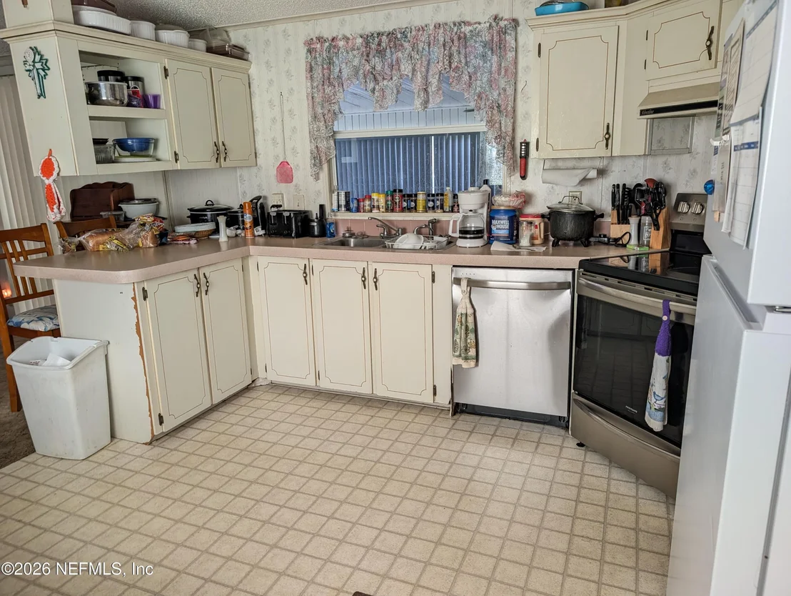 Photo of 116 CORDELL Avenue