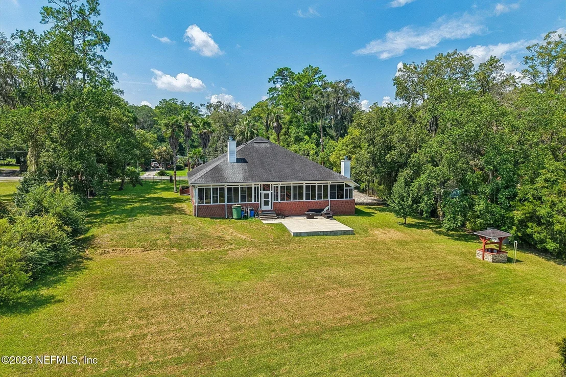 Photo of 3425 TROUT RIVER Boulevard