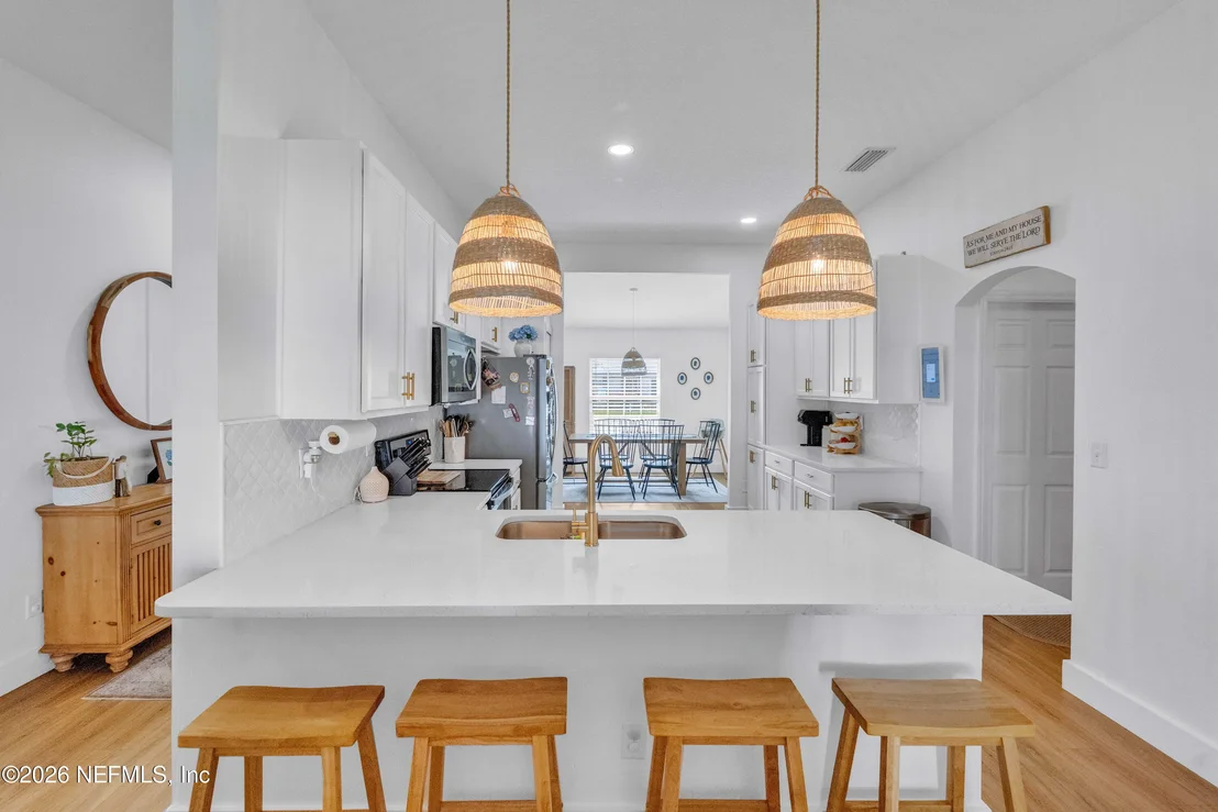 Photo of 9639 BEMBRIDGE MILL Drive