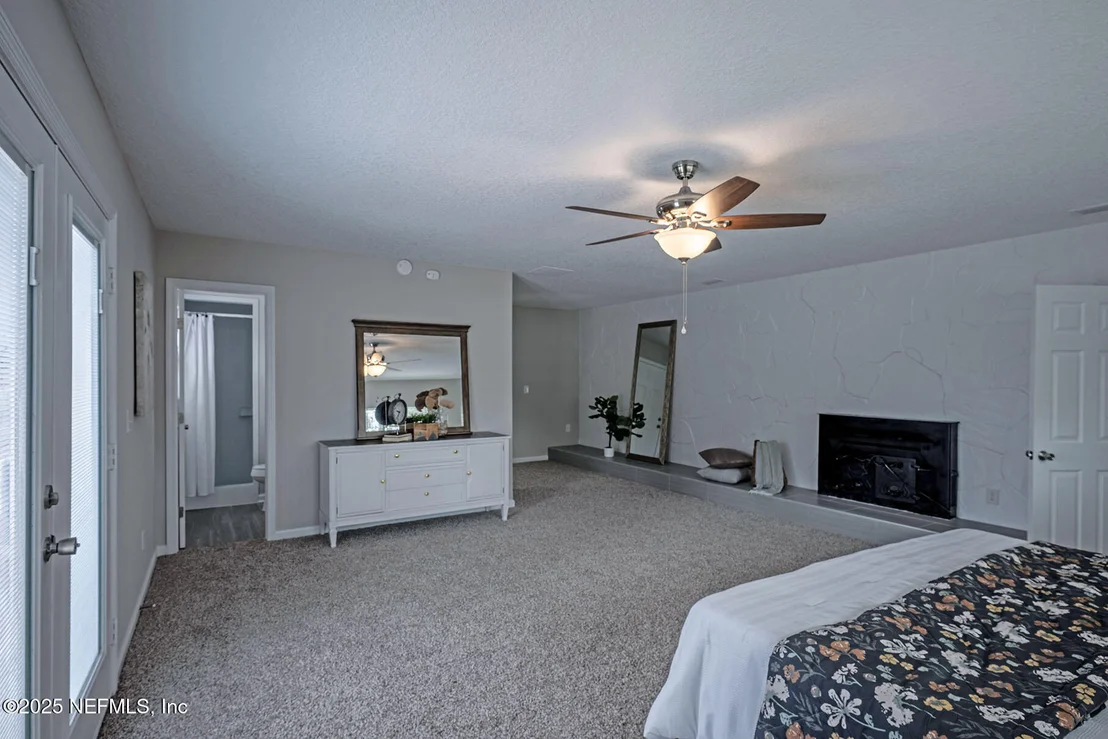 Photo of 10377 GRAYSON Street