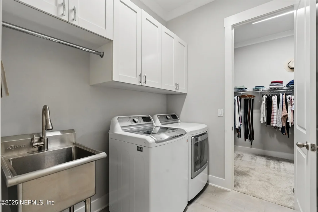 Photo of 9918 FILAMENT Boulevard