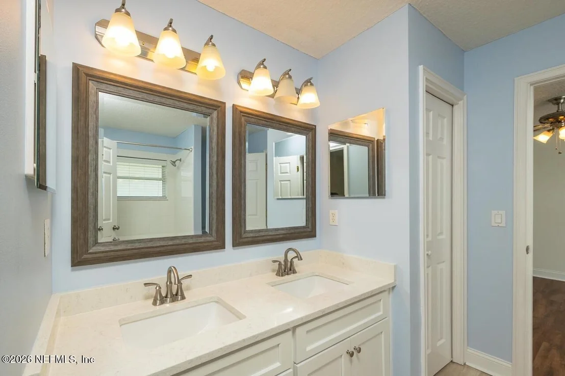 Photo of 1852 HICKORY TRACE Drive