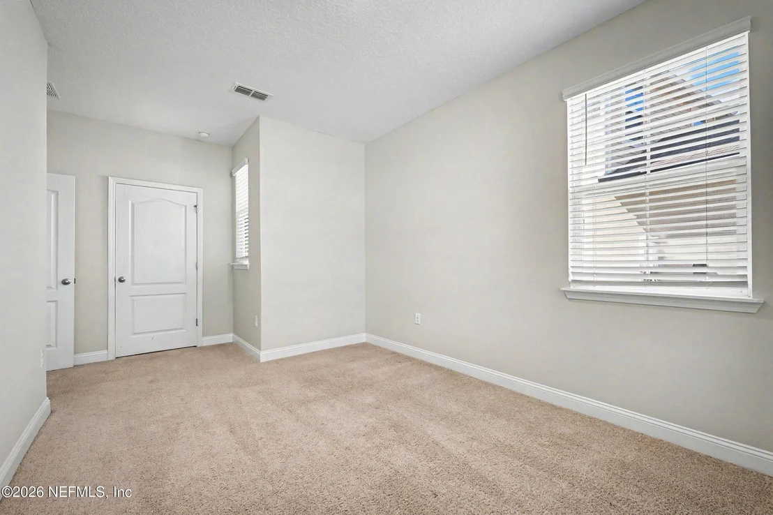 Photo of 452 THISTLETON Way