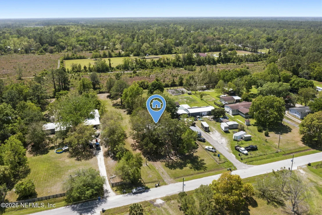 Photo of 2072 SARA LYNN Drive