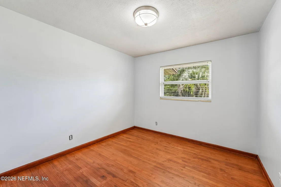 Photo of 1112 BAISDEN Road