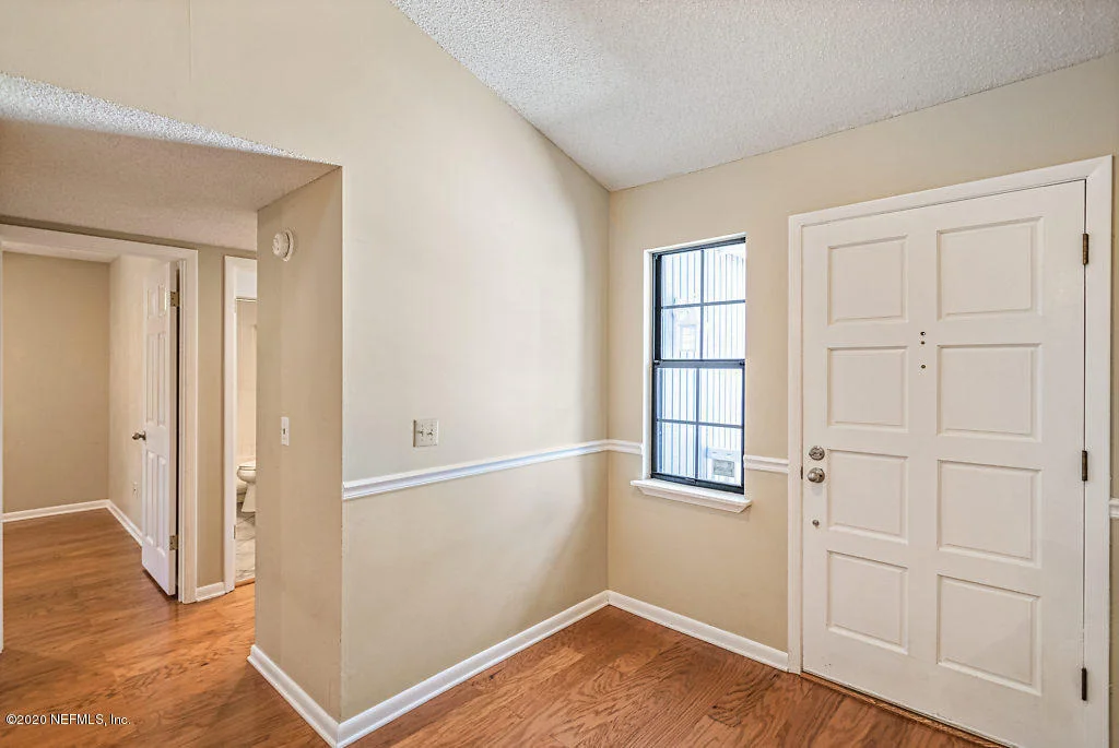 Photo of 4866 TRUMBULL Place