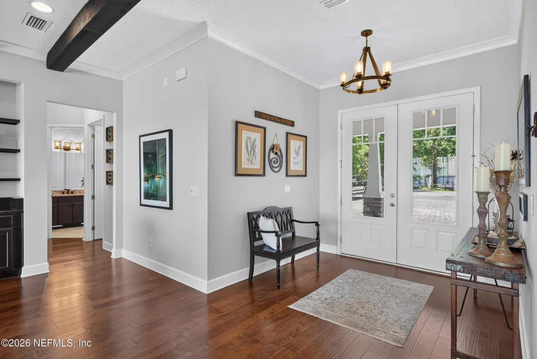 Photo of 239 RIVER Road