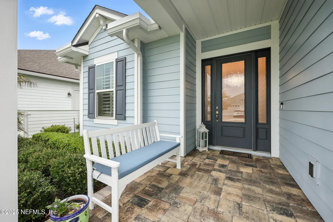 Photo of 141 TARTAN Court