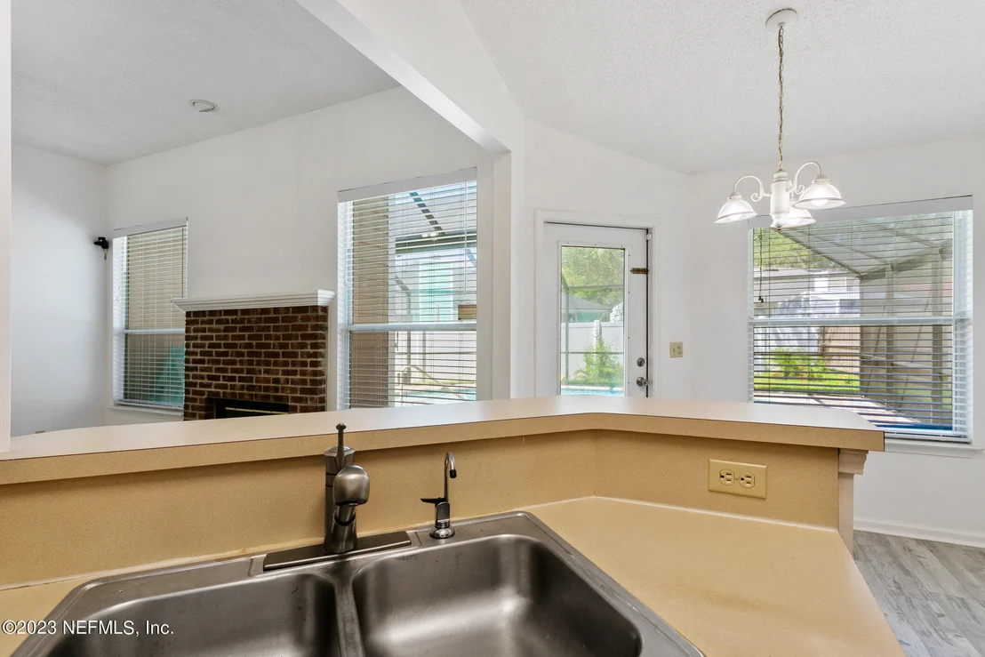 Photo of 6650 RICKER Road