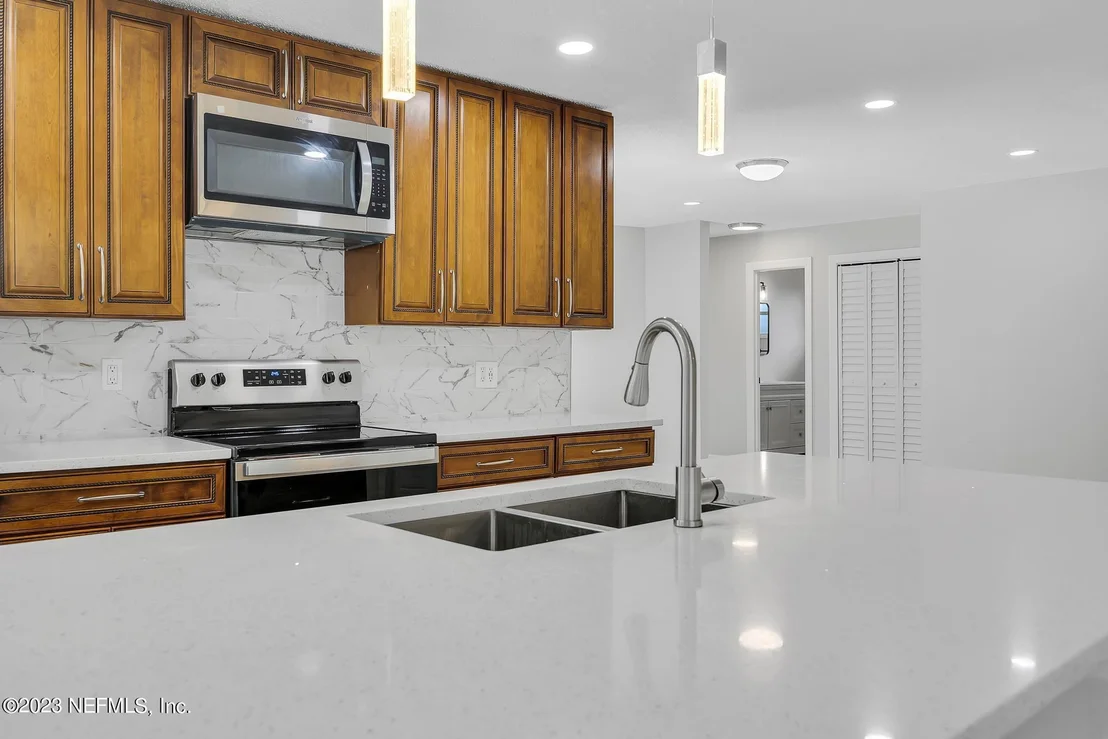 Photo of 6096 CHECKMATE Lane