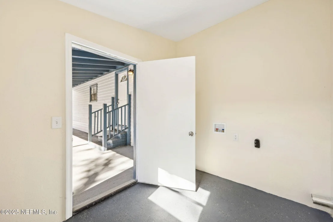 Photo of 7611 MCCOWAN Drive