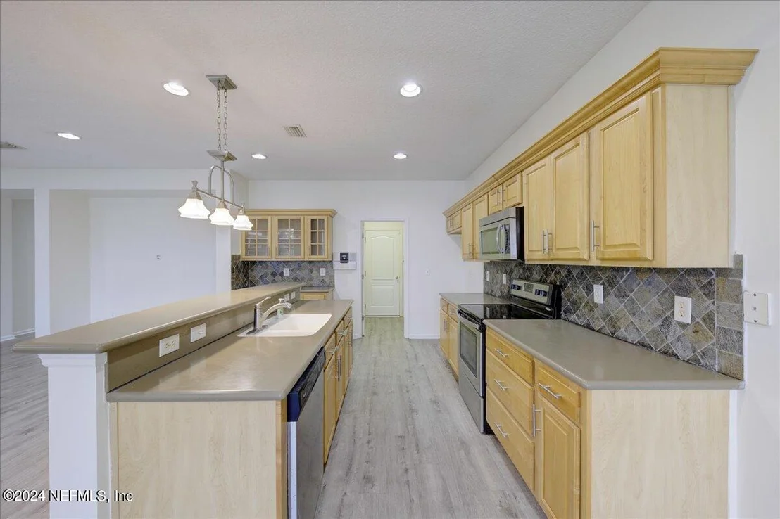 Photo of 3901 CEDAR BLUFF Lane