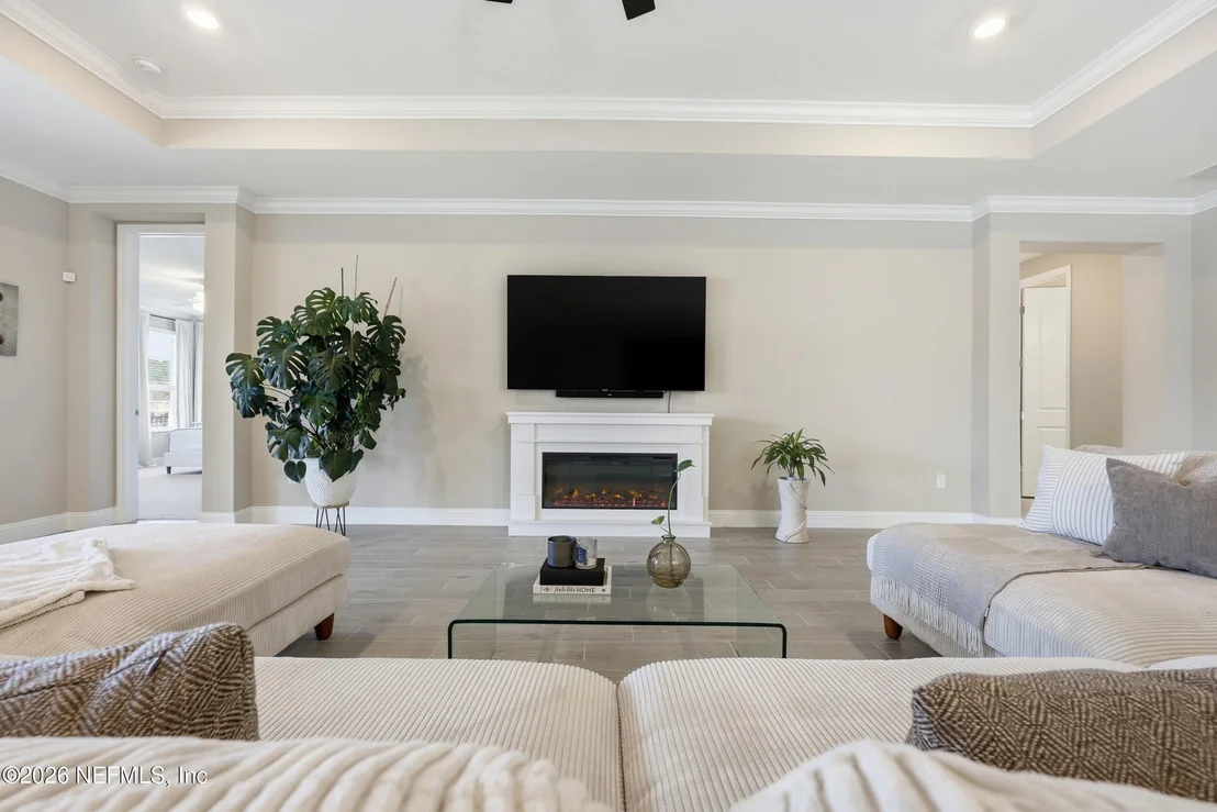 Photo of 75197 PONDSIDE Lane