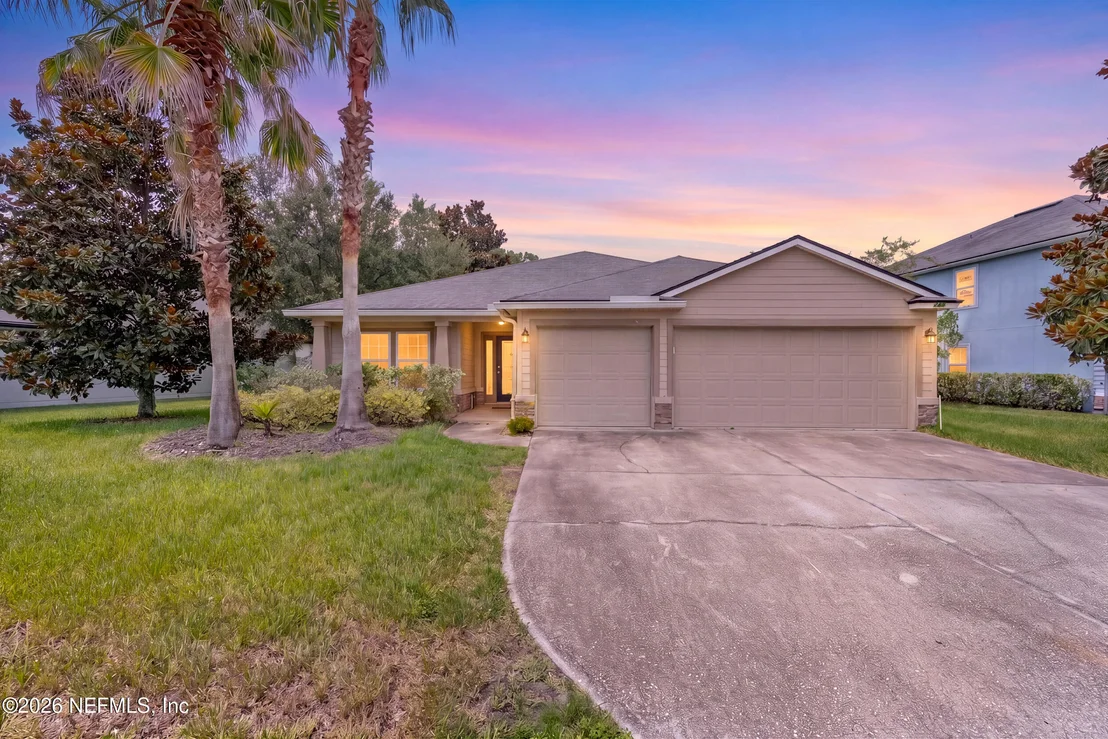 Photo of 285 W ADELAIDE Drive