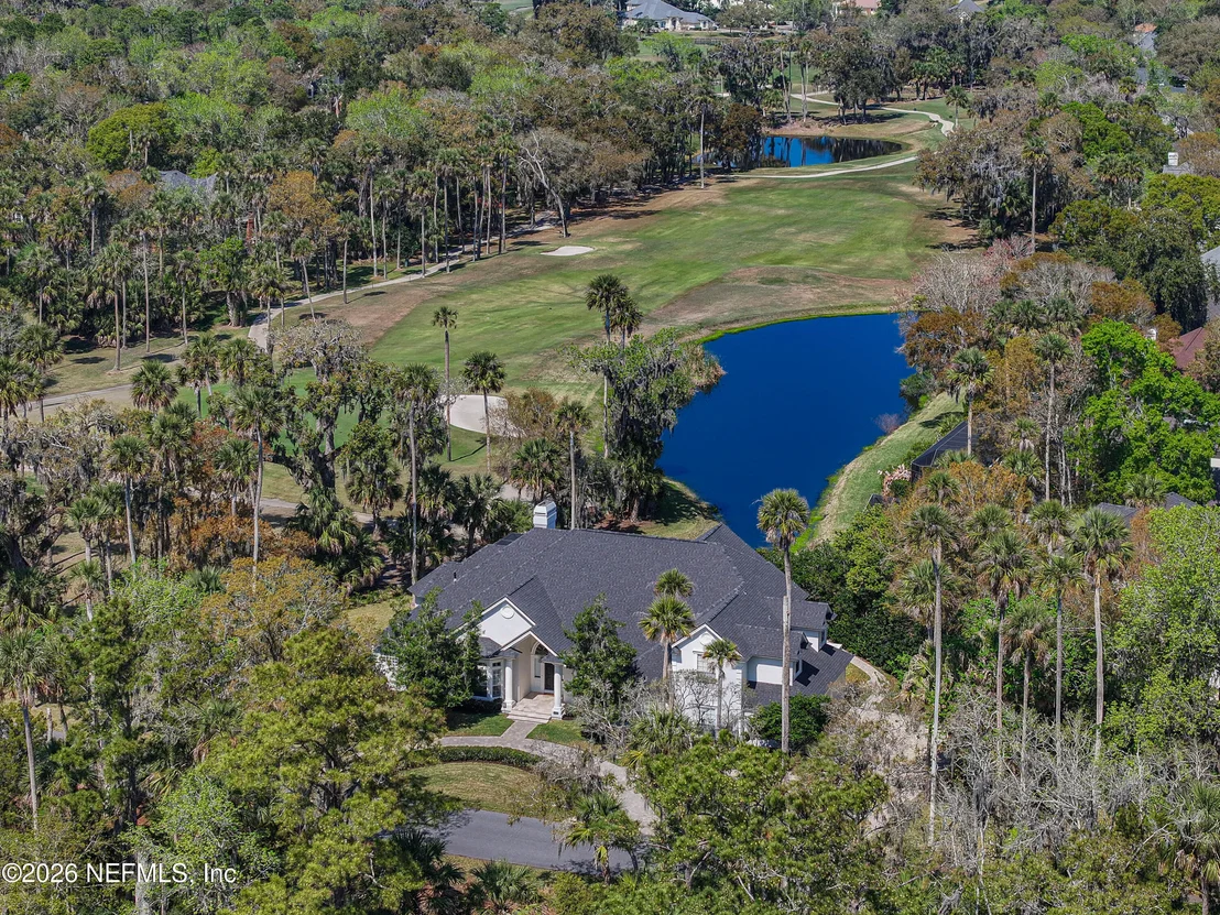 Photo of 285 LINKSIDE Circle