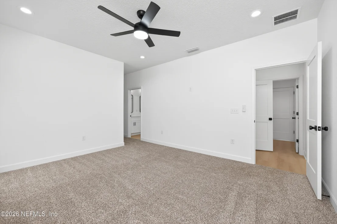 Photo of 183 CRESTVIEW Drive