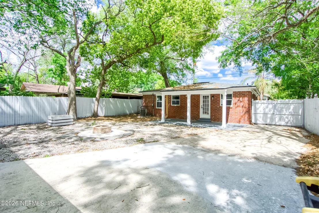 Photo of 3544 COLLEGE Place