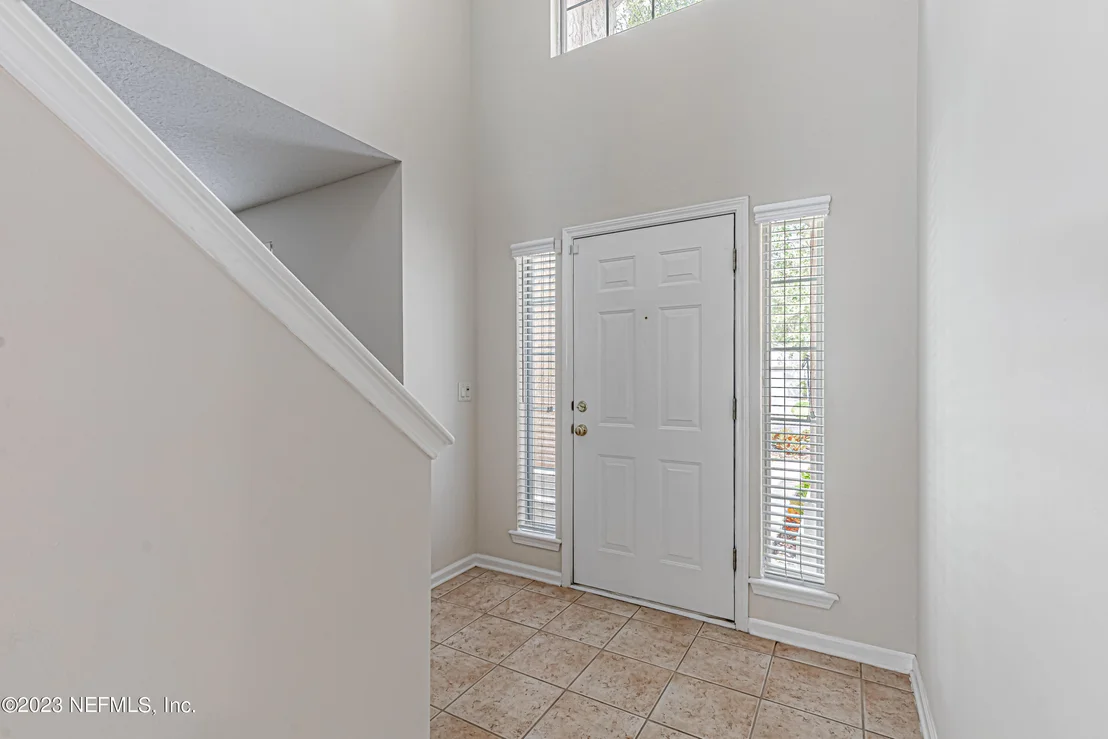 Photo of 1047 MOOSEHEAD Drive