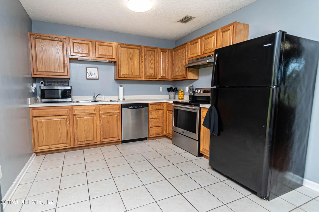 Photo of 59 N NORTH Boulevard W
