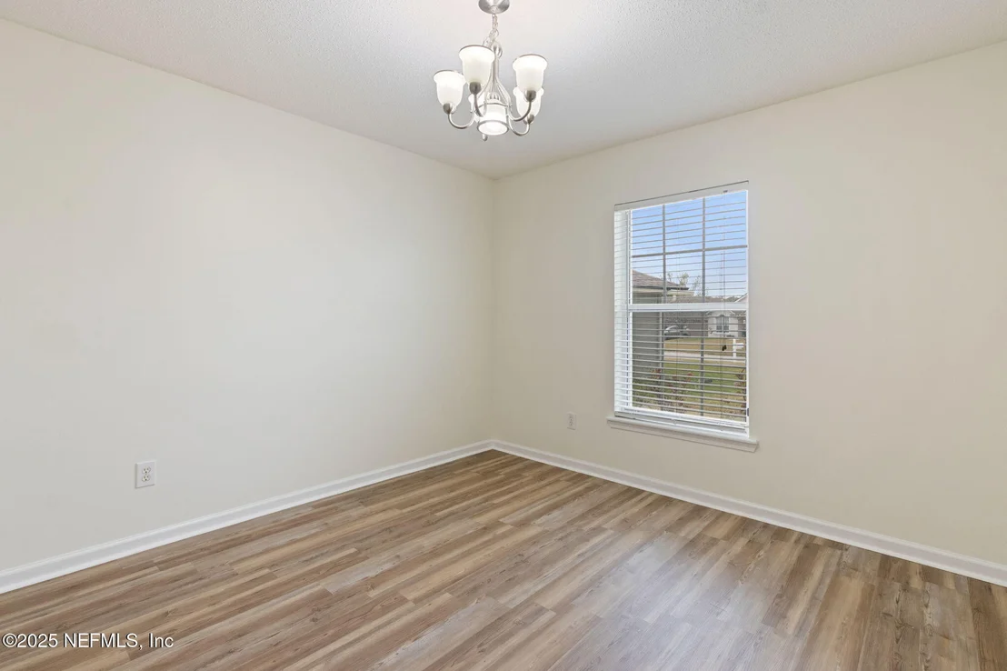 Photo of 2005 FROGMORE Drive