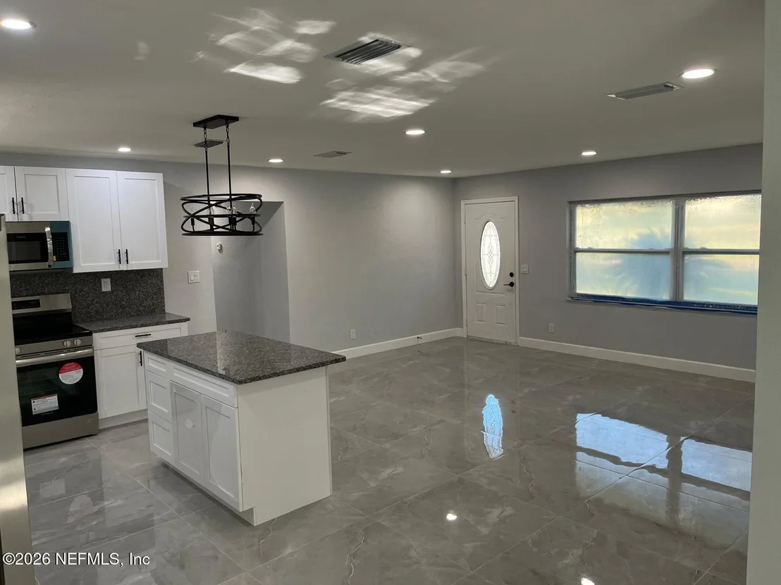 Photo of 265 CAPELLA Road