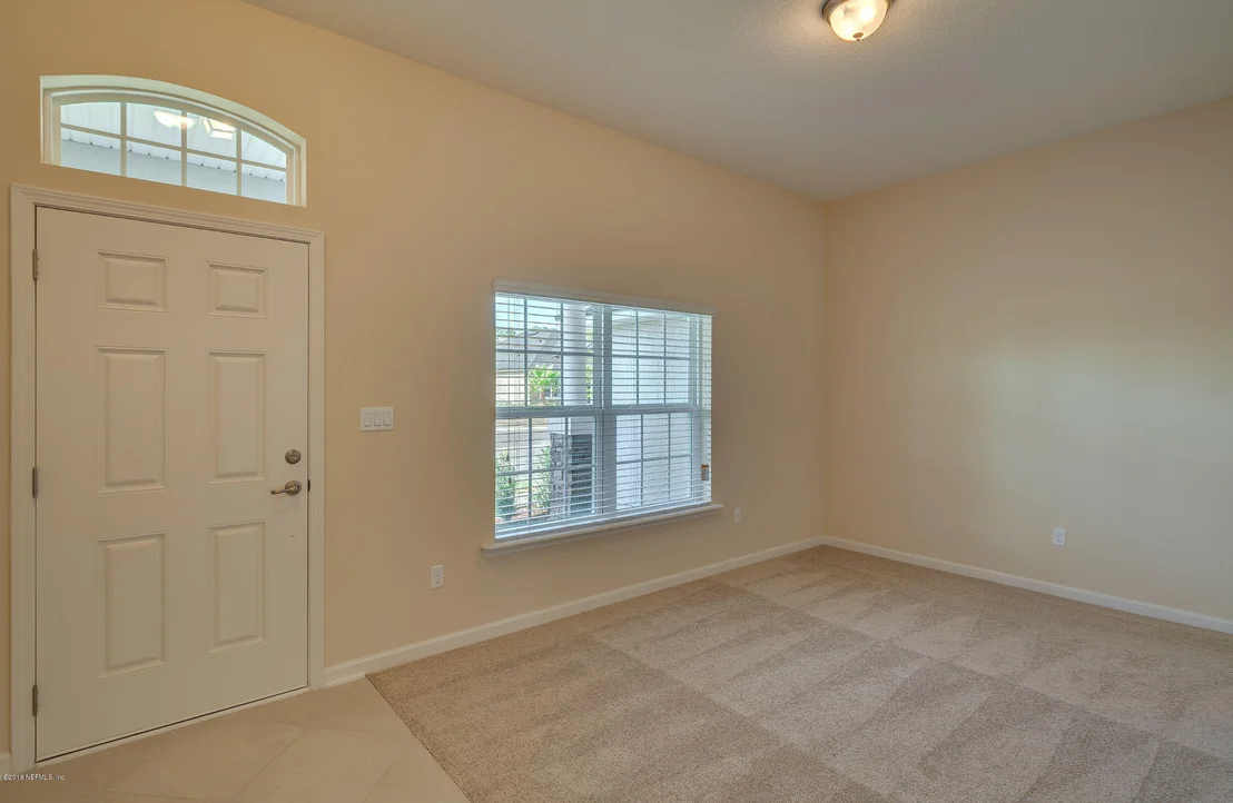 Photo of 727 BENT CREEK Drive