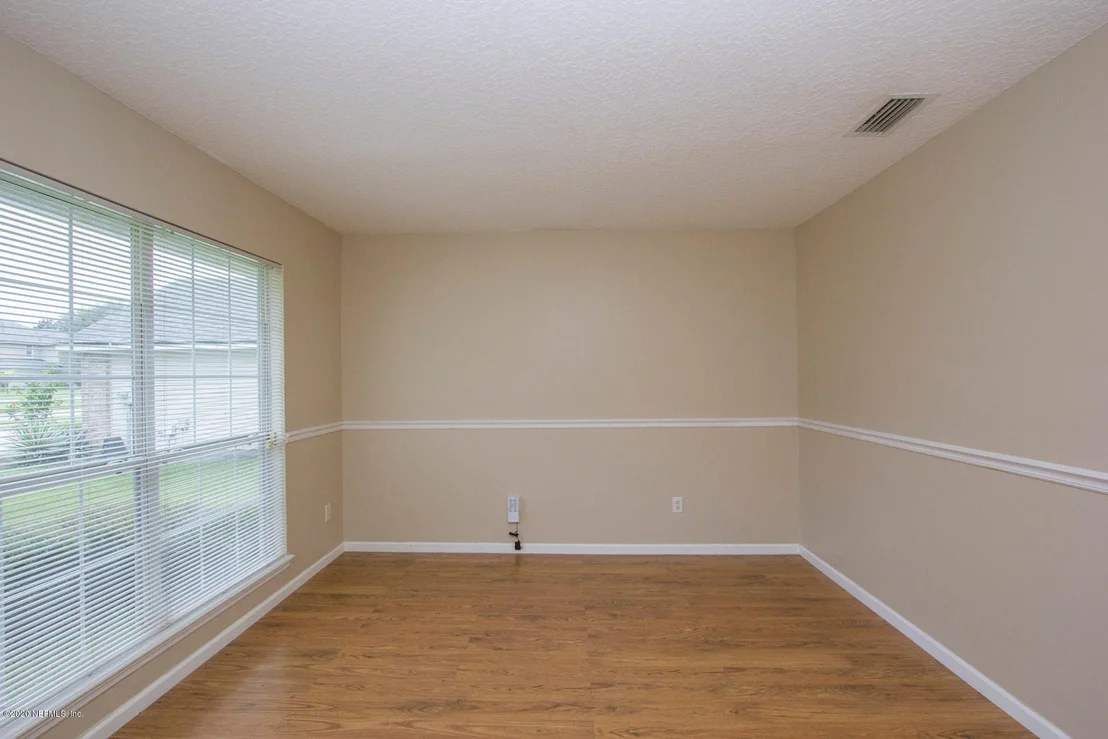 Photo of 2008 FIELDSTONE Court