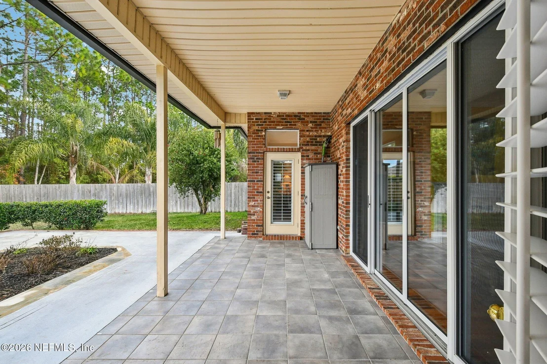 Photo of 145 LAKE RUN Boulevard