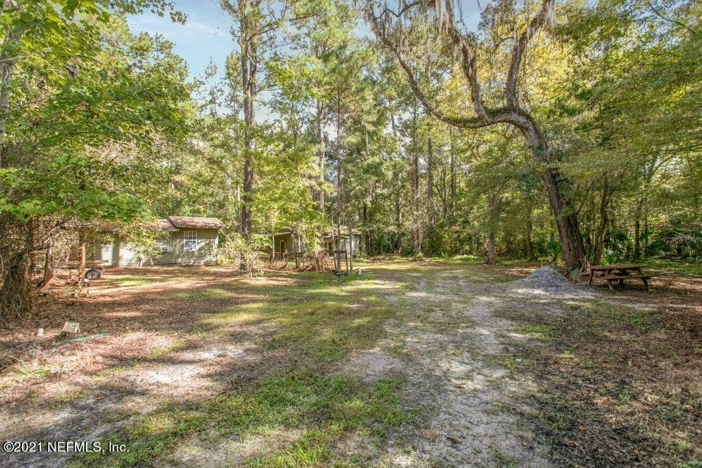 Photo of 157 PINE TREE Road
