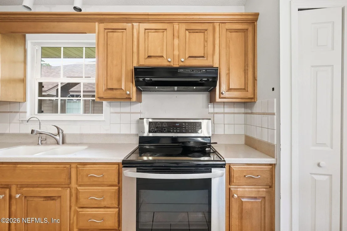 Photo of 11405 BEECHER Circle W