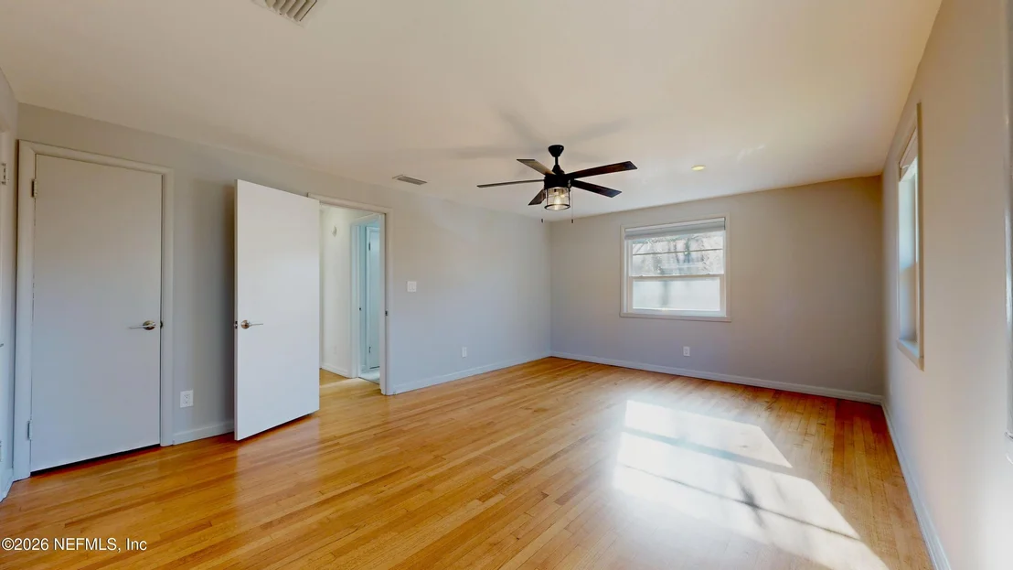 Photo of 1827 CHERRY Street