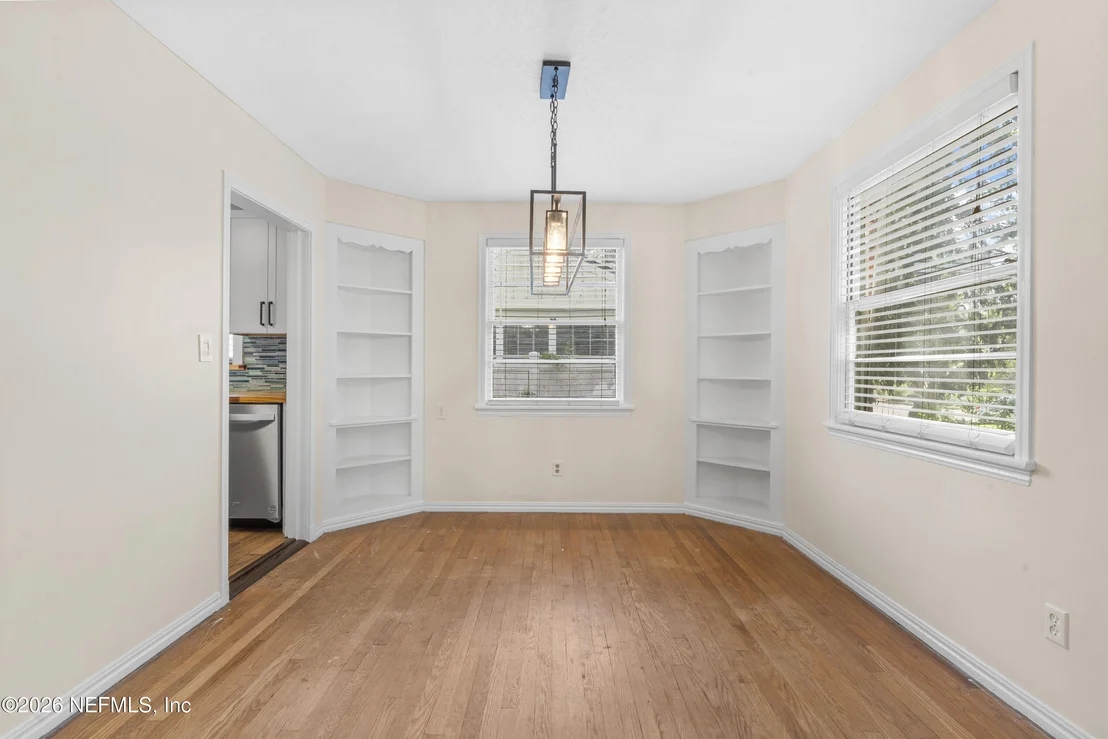 Photo of 1603 PARRISH Place