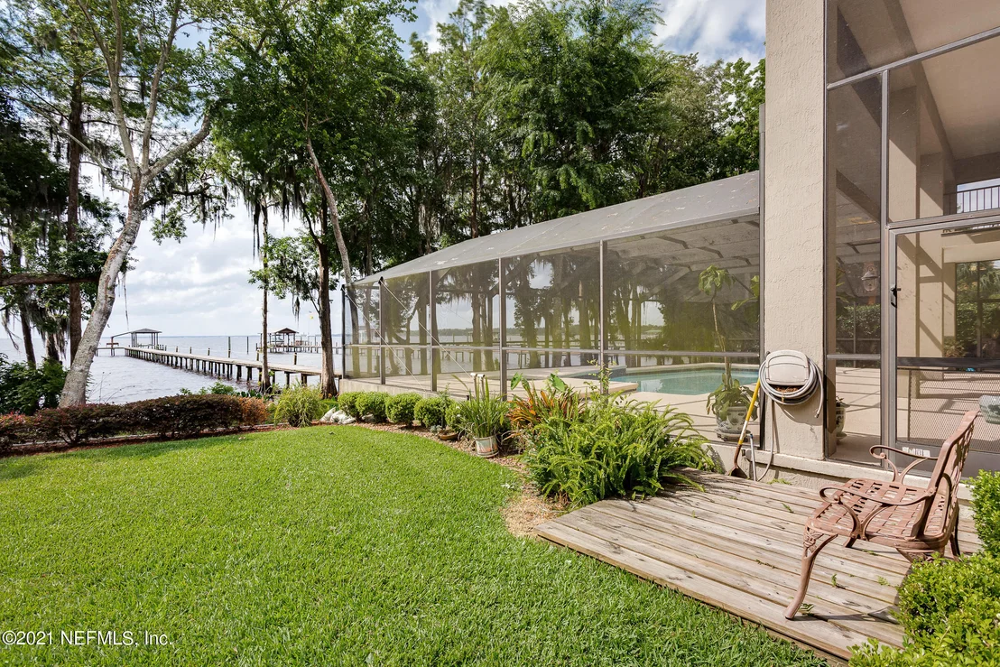 Photo of 1607 SILVER LEAF Way