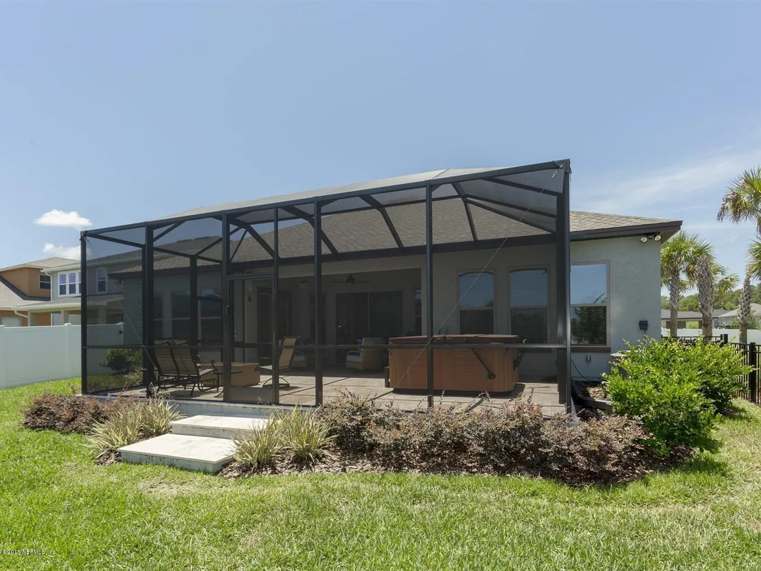 Photo of 324 CAMERON Drive