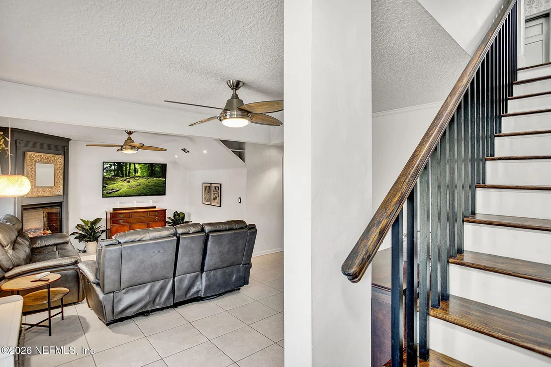 Photo of 8160 WENDOVER Road