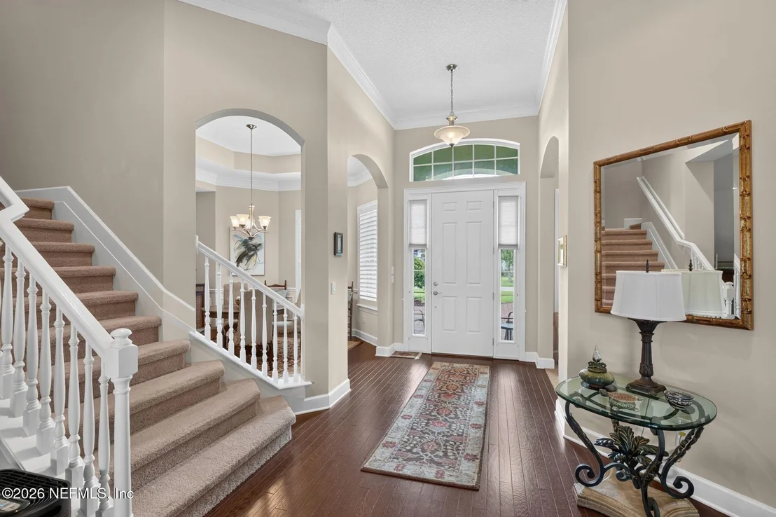 Photo of 533 CHRISTINA Drive