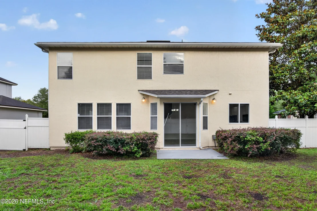 Photo of 2425 ADAMS LAKE Boulevard