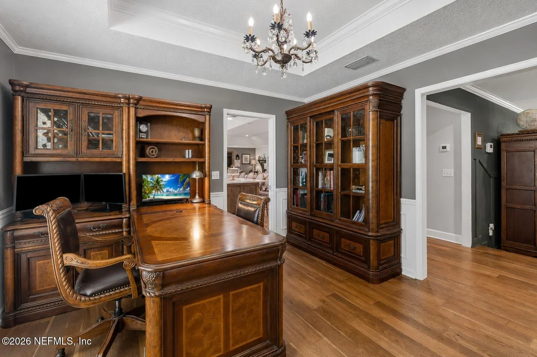 Photo of 8148 BLUE JAY Lane