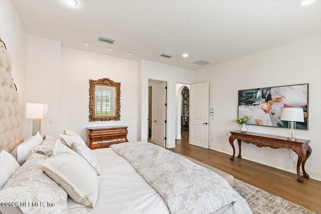 Photo of 5226 COMMISSIONERS Drive