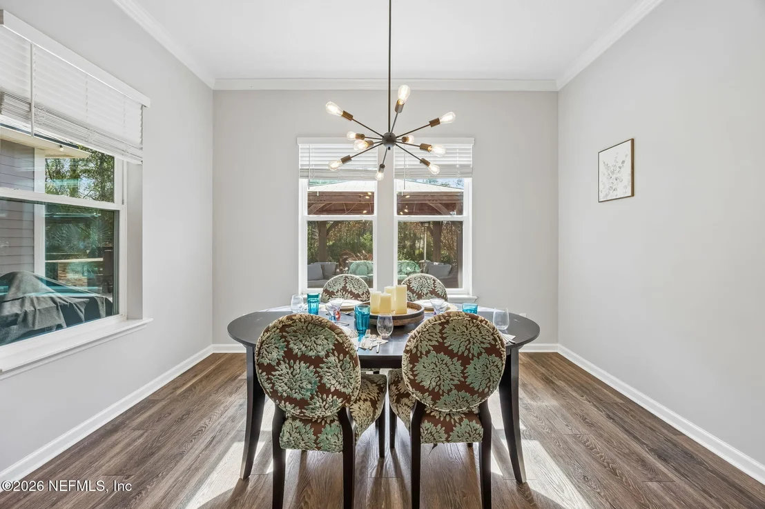 Photo of 225 CLOVERBROOK Road
