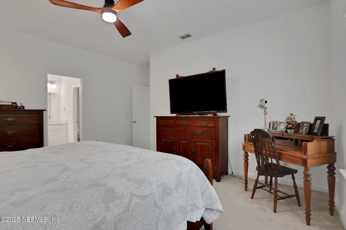 Photo of 75610 PONDSIDE Lane