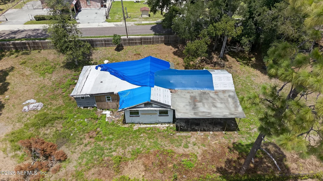 Photo of 9248 RIDGE Boulevard