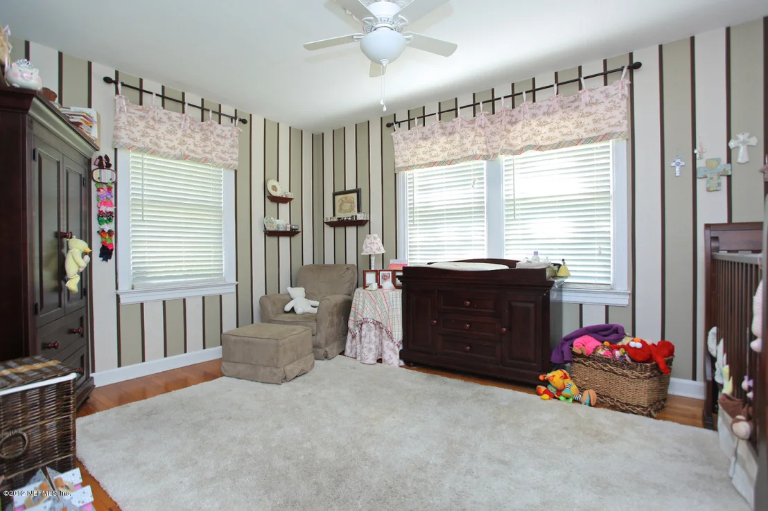 Photo of 1405 Mapleton Road