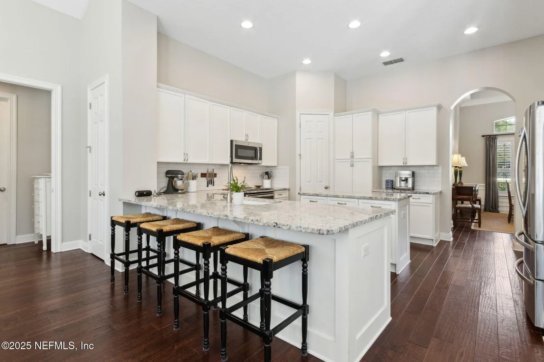 Photo of 724 PINEY Place