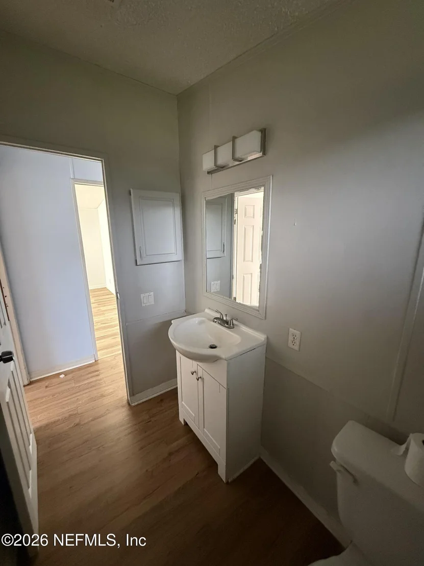 Photo of 3815 S FRANCIS Road