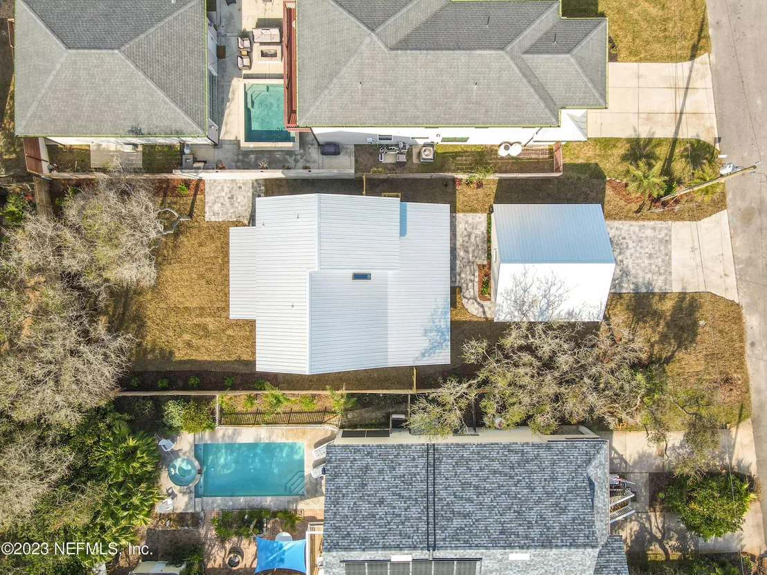 Photo of 6635 MADISON Street