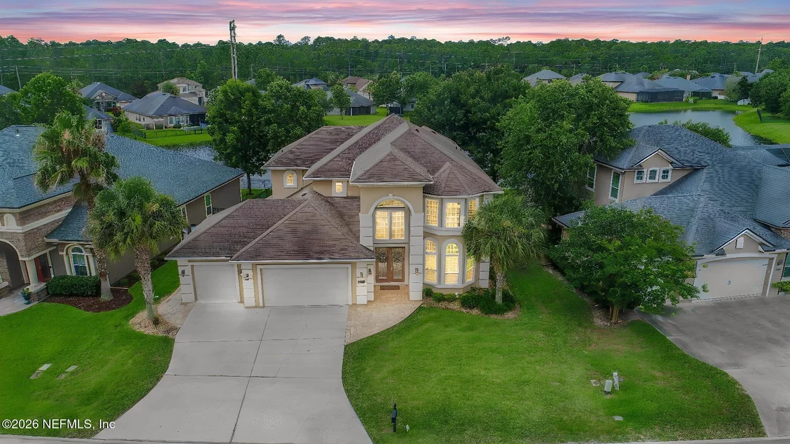 Photo of 137 ELLSWORTH Circle