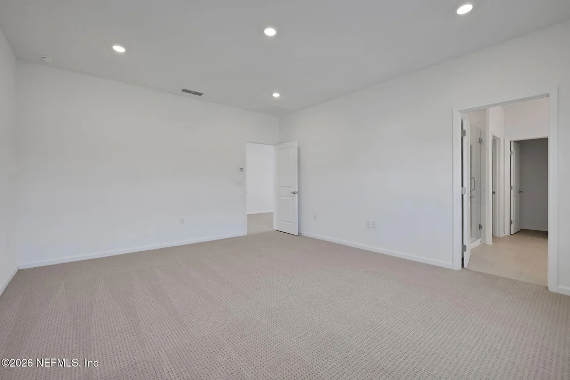 Photo of 798 FARMFIELD Drive