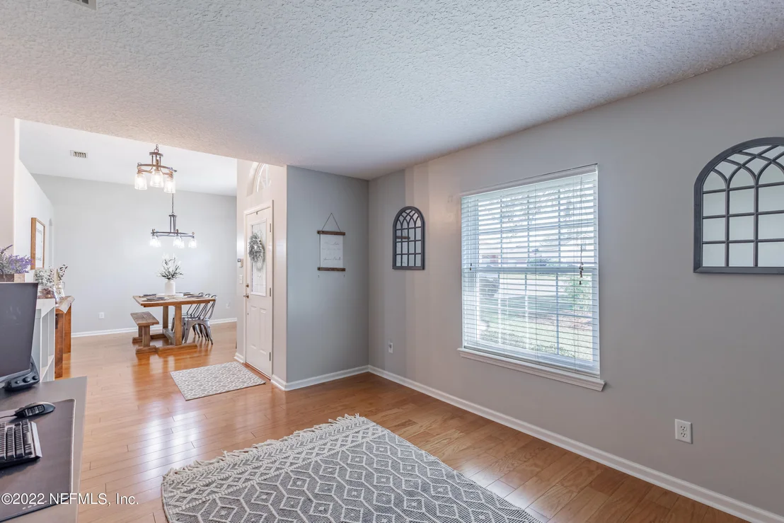 Photo of 4079 EDGELAND Trail